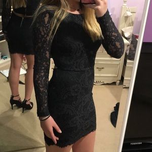 black bodycon lace long sleeve dress